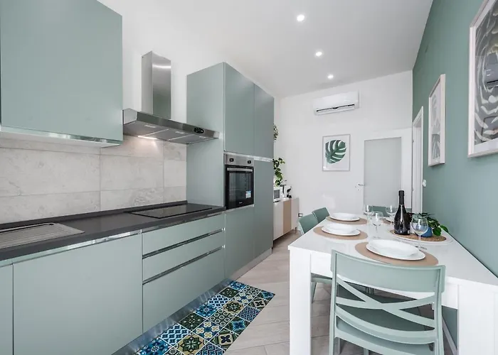 Apartamento Train Station Deluxe 3 Bath