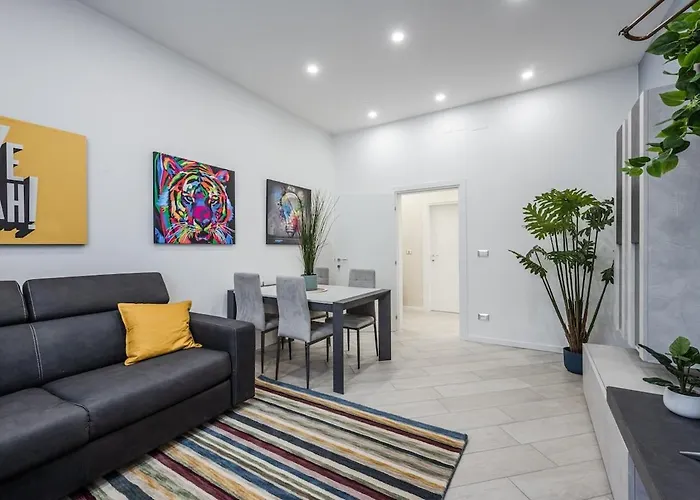 Train Station Deluxe 3 Bath