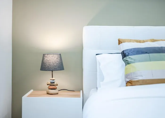 Apartamento Train Station Deluxe 3 Bath *