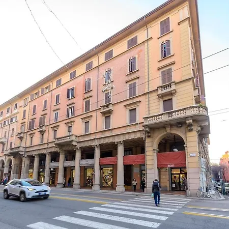 Train Station Deluxe 3 Bath *