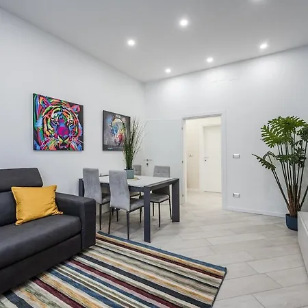 Train Station Deluxe 3 Bath