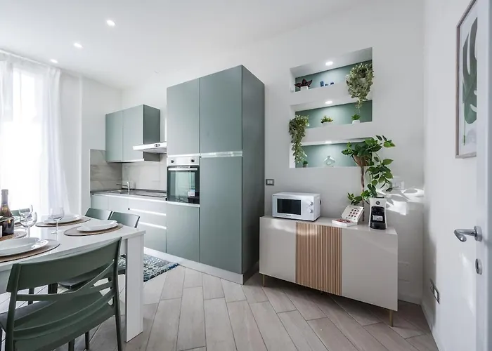 아파트 Train Station Deluxe 3 Bath 볼로냐