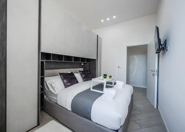 Train Station Deluxe 3 Bath 볼로냐