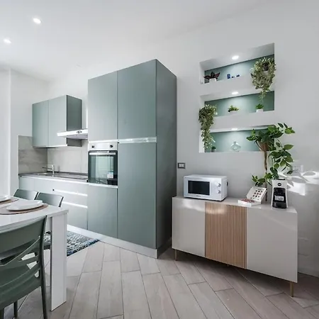 Apartament Train Station Deluxe 3 Bath Bolonia