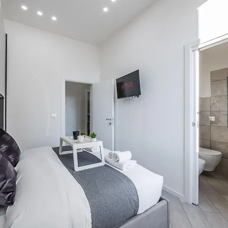 Train Station Deluxe 3 Bath *